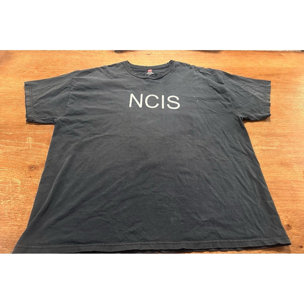NCIS T-shirt Size 2XL Tom Hartman TV Memorabilia Vintage